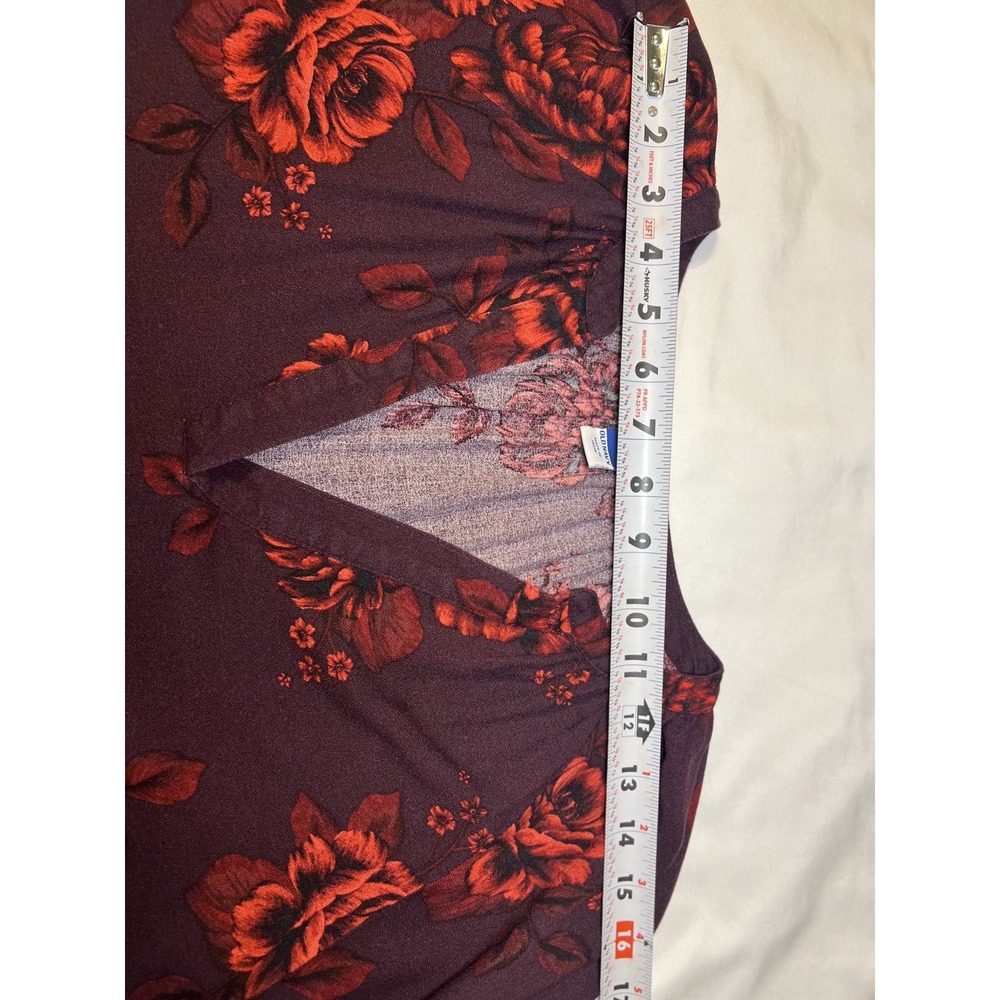 Old Navy Viscose Rose Print Split Neck Long Sleeve Blouse Size S - Picture 3 of 9